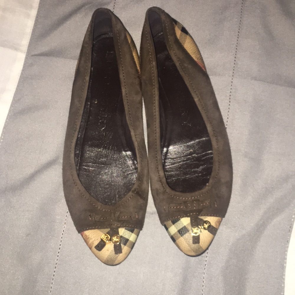 Burberry Suede Pointed Flats